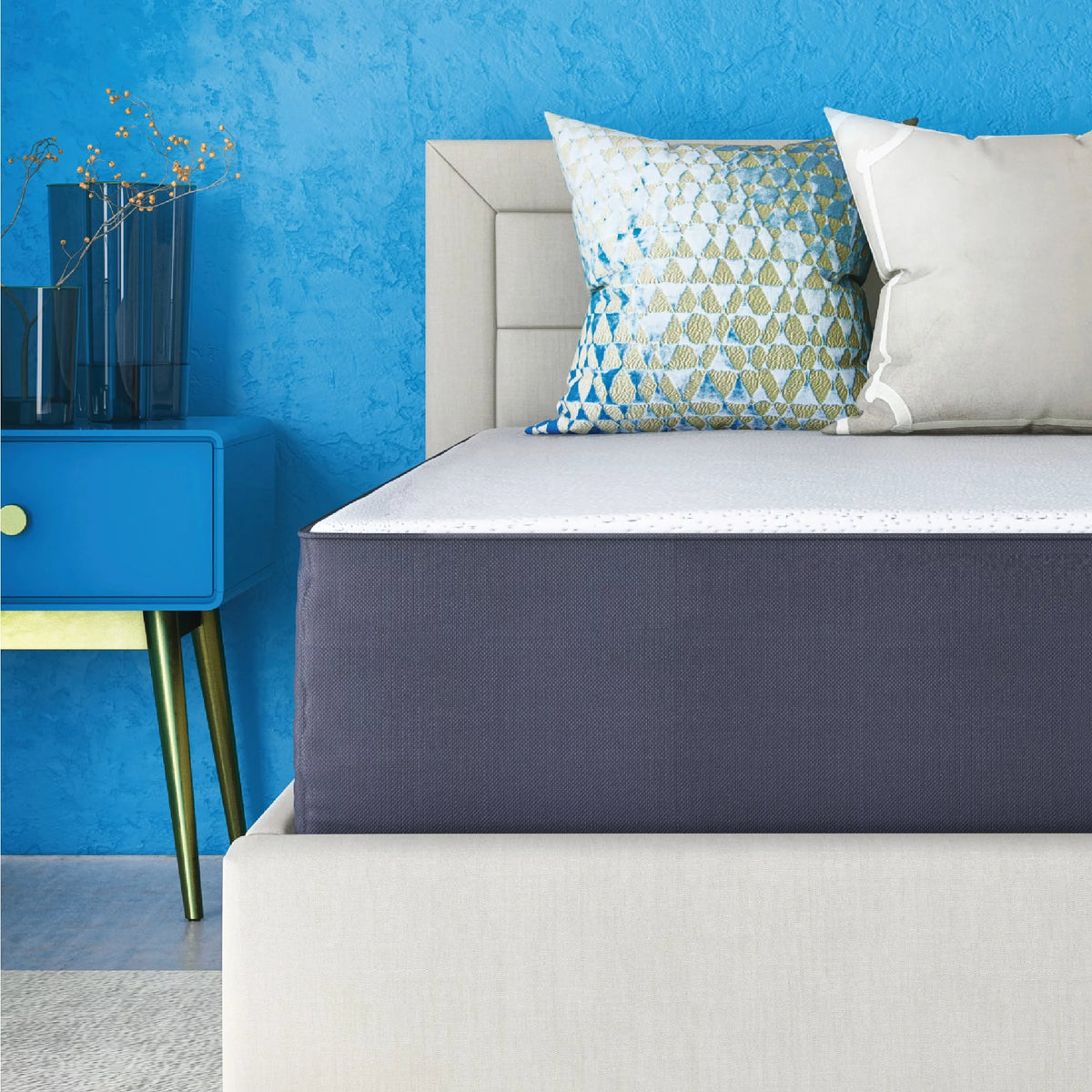 10 Gel Memory Foam Mattress Queen R172