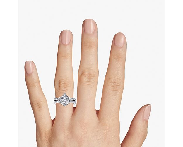 14K White Gold Princess Cut Diamond Solitaire Ring Size 7 M1423